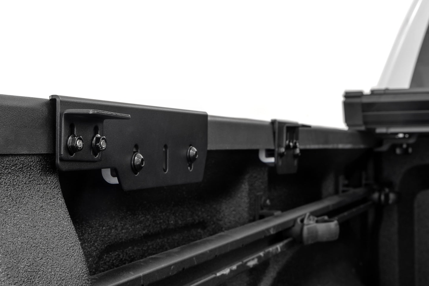 Hard Flush Mount Bed Cover | 5'7" Bed | Ram 1500 (19-24)/1500 TRX (21-24) 