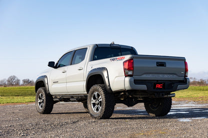 Pocket Fender Flares | 040 Super White | Toyota Tacoma 2WD/4WD (2016-2023)