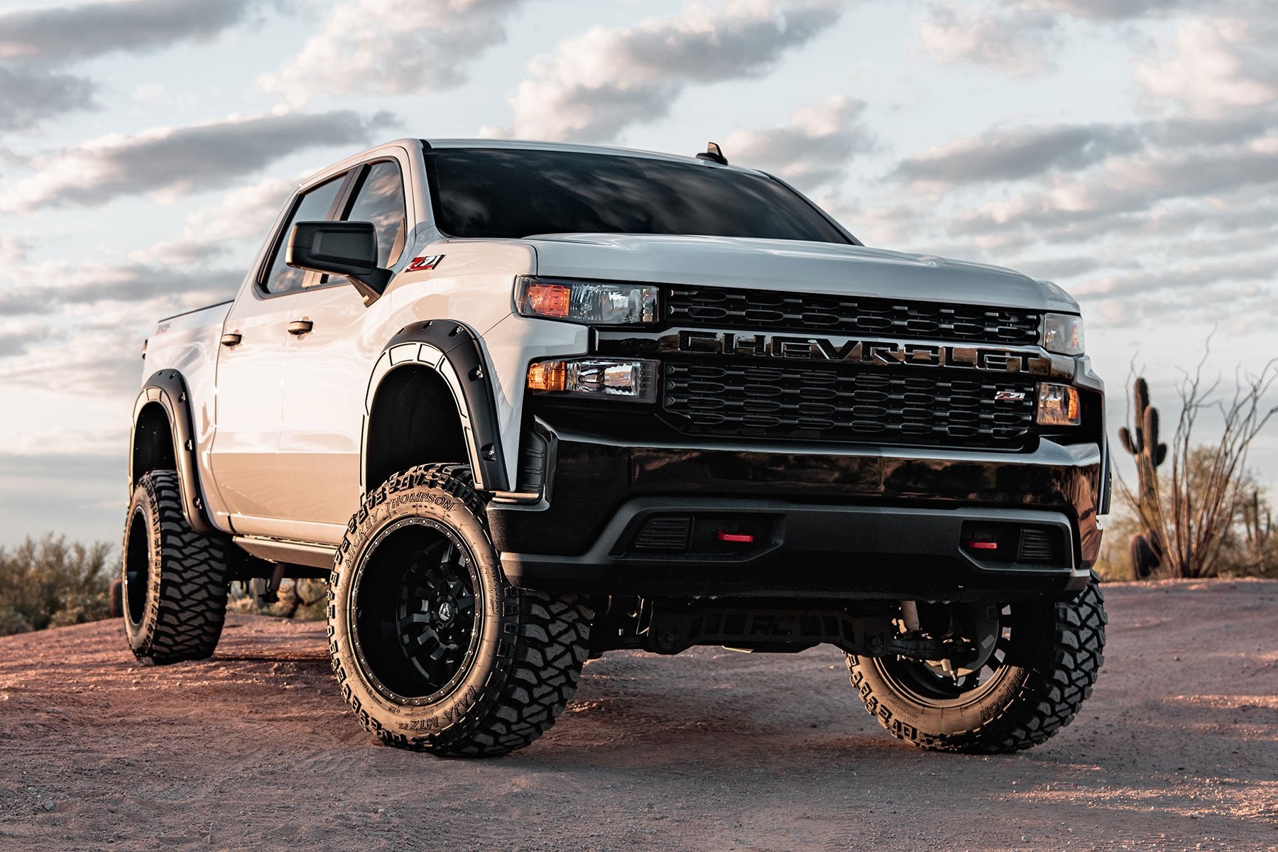 Fender Flares | Defender | GAZ Summit White | Chevy Silverado 1500 (19-24)