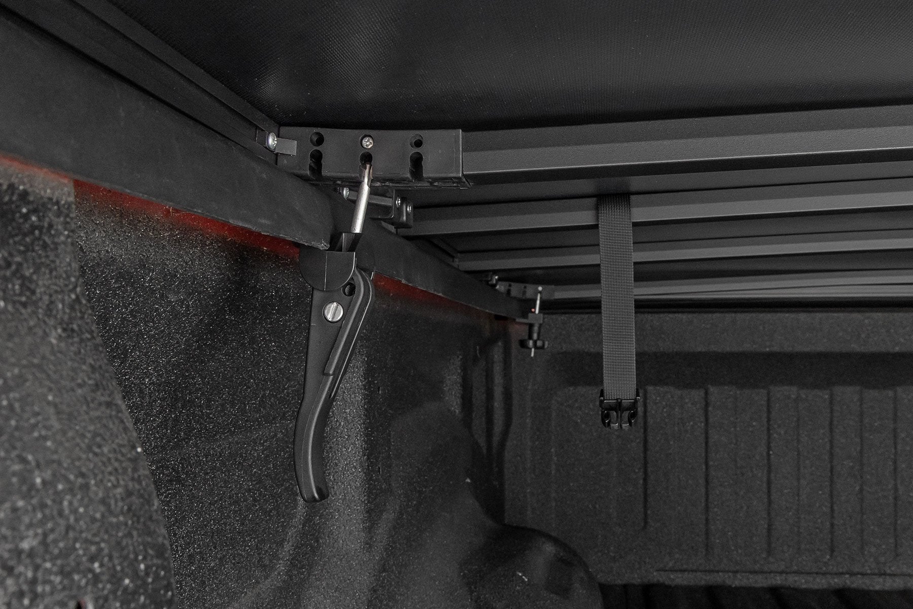 Soft Tri-Fold Bed Cover | 5'7" Bed | Ford F-150 (15-20)/Raptor (17-20) 